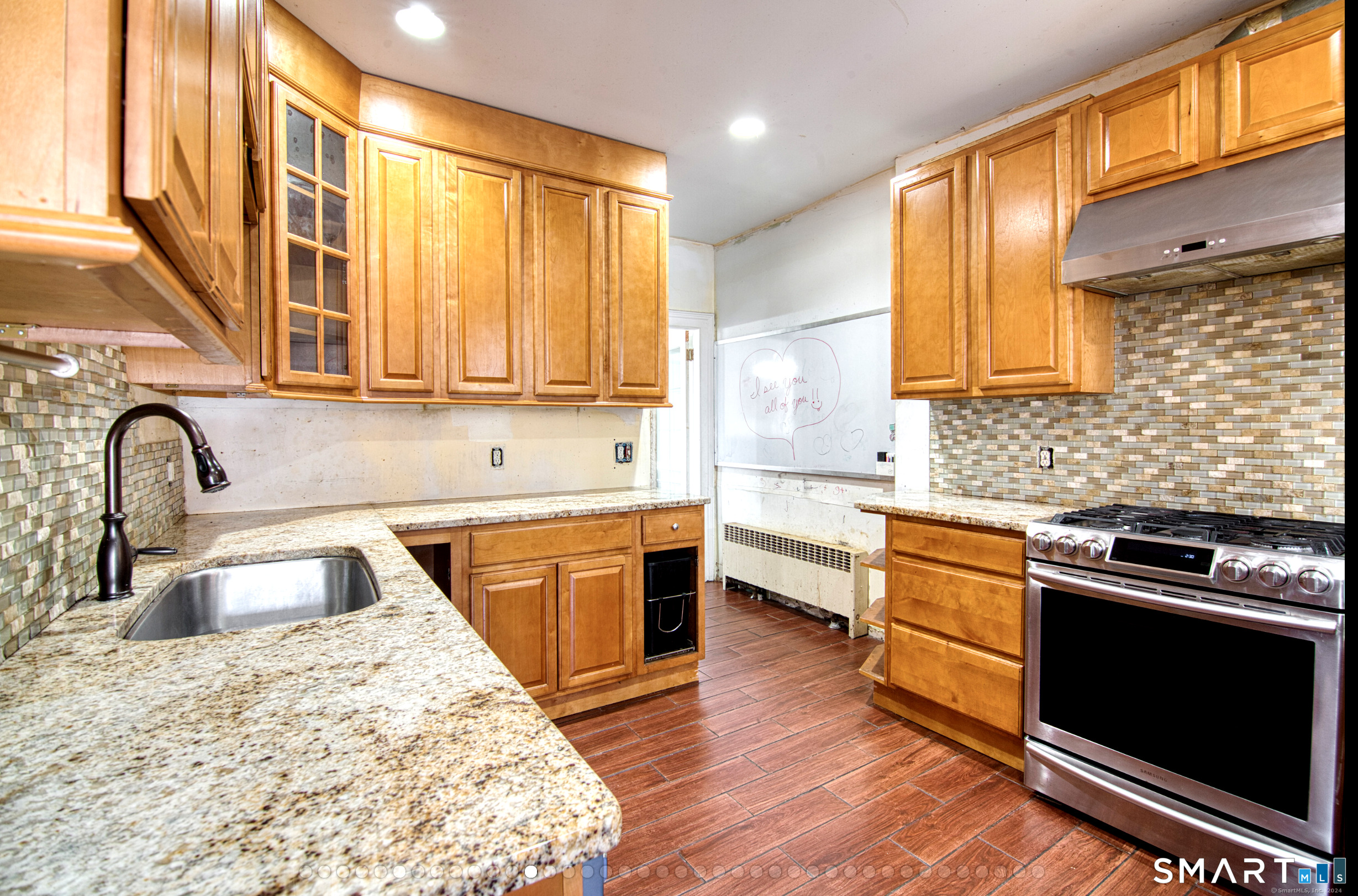 189 Sigourney Street Hartford CT 06106