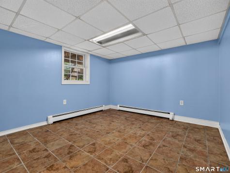 348 Bayonet Street New London CT 06320