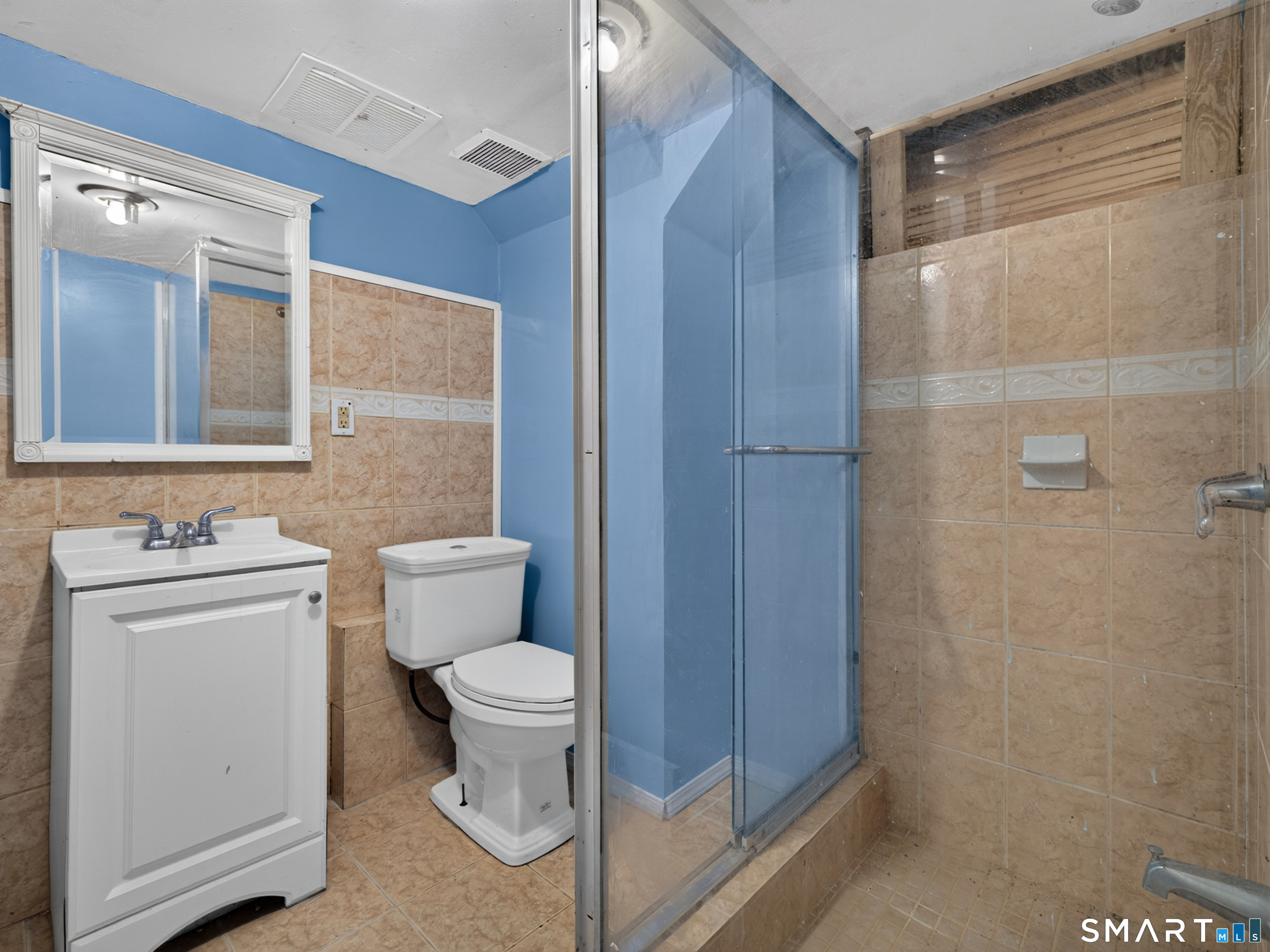 348 Bayonet Street New London CT 06320