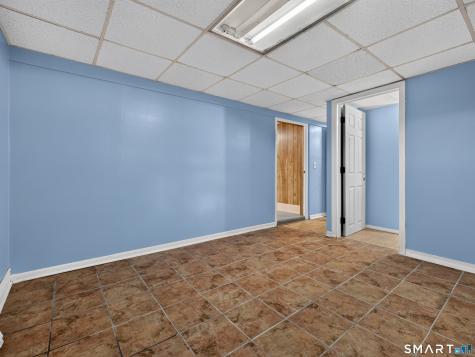 348 Bayonet Street New London CT 06320