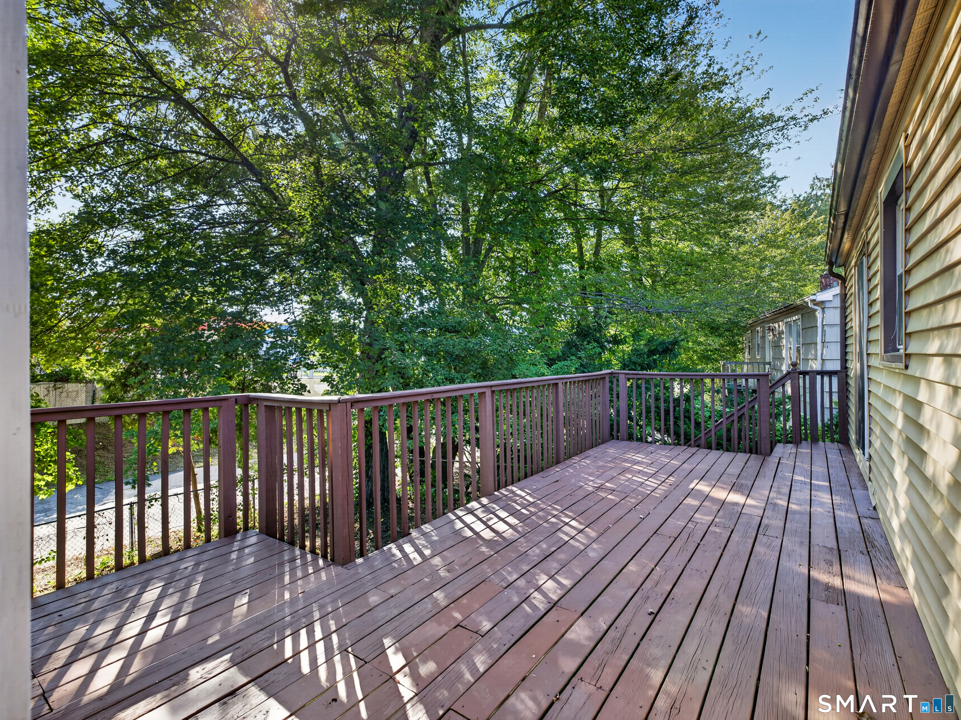 348 Bayonet Street New London CT 06320