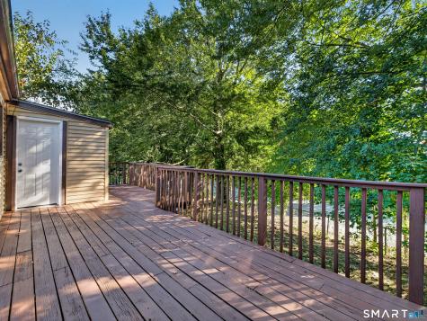 348 Bayonet Street New London CT 06320