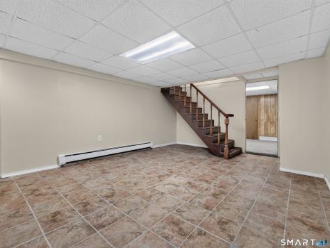 348 Bayonet Street New London CT 06320