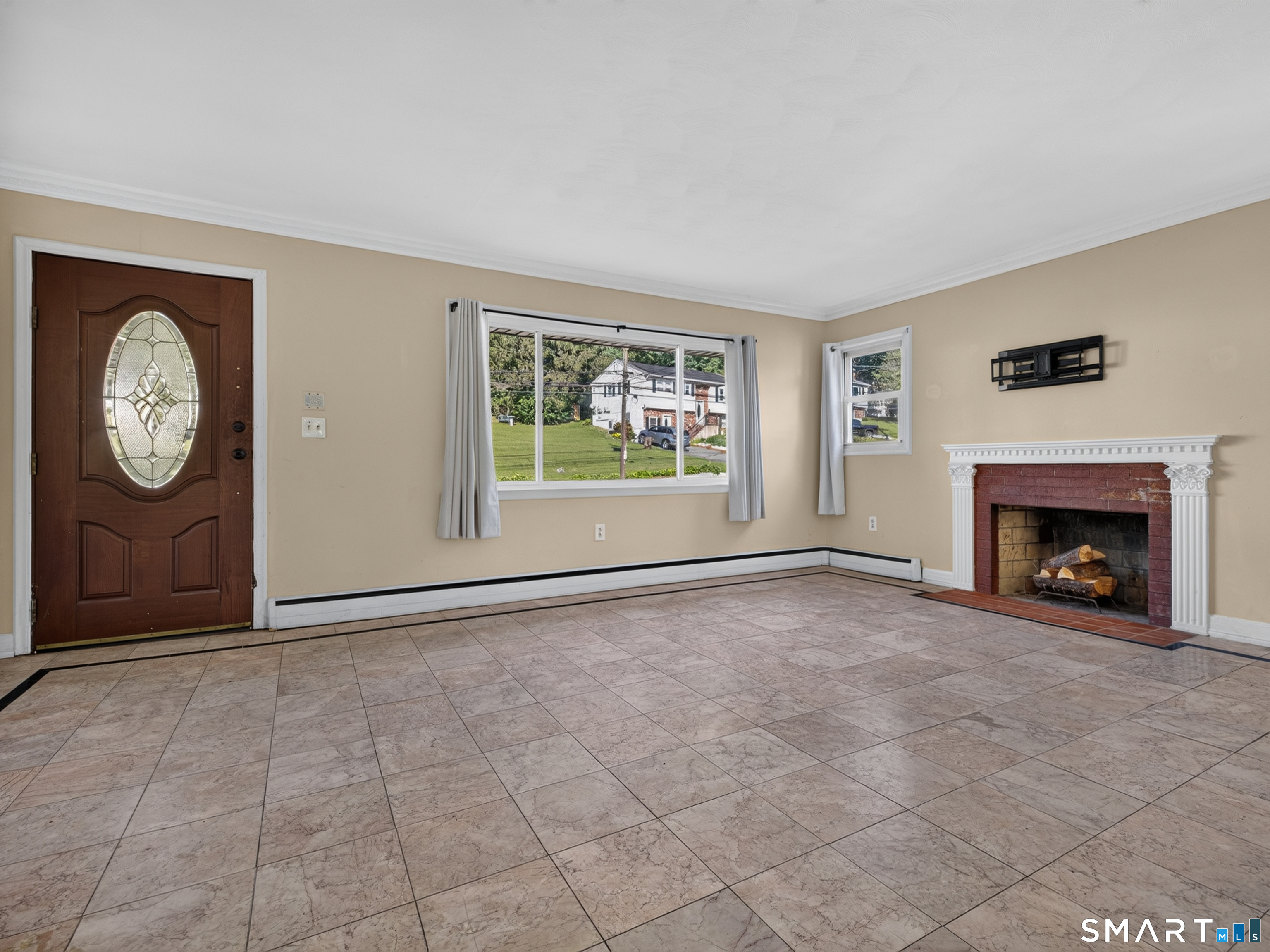 348 Bayonet Street New London CT 06320