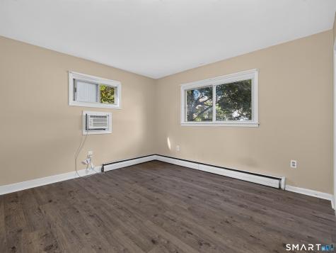 348 Bayonet Street New London CT 06320