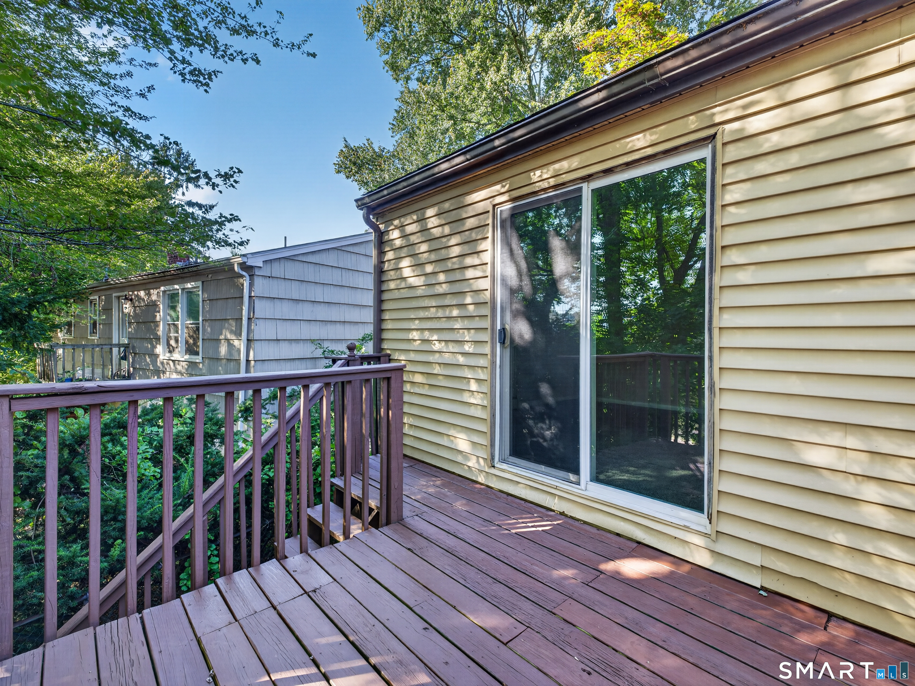 348 Bayonet Street New London CT 06320