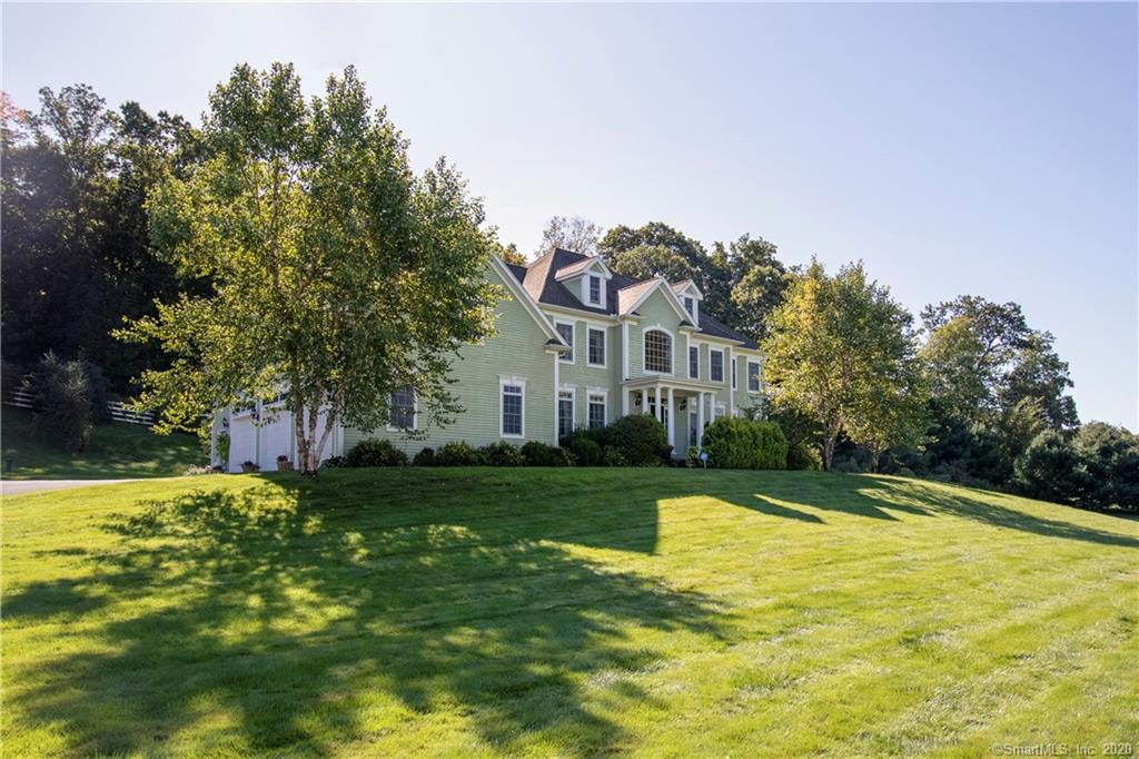 11 Bishop Lane Avon CT 06001