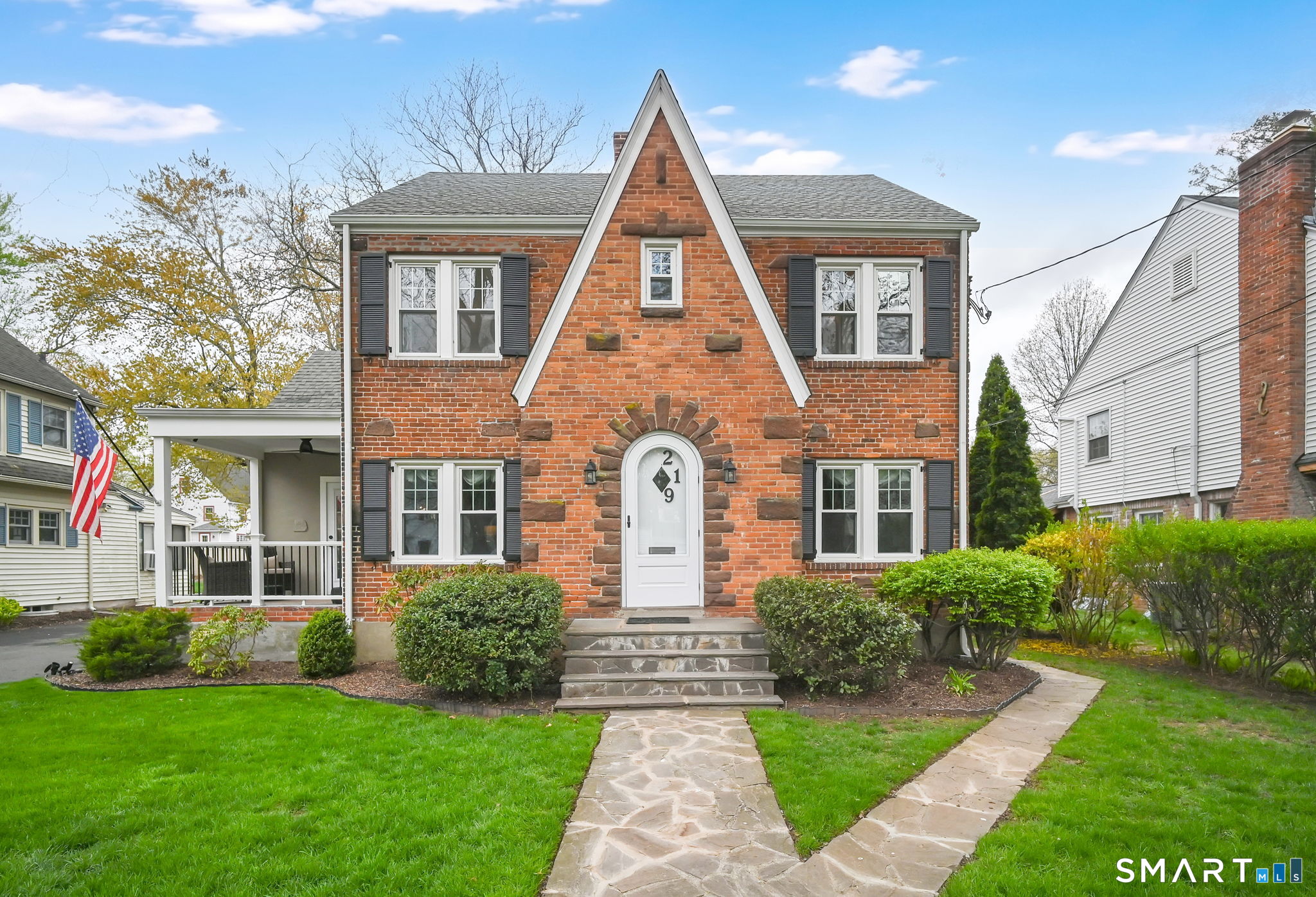 219 Auburn Road West Hartford CT 06119