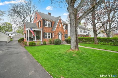 219 Auburn Road West Hartford CT 06119
