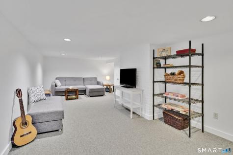 219 Auburn Road West Hartford CT 06119