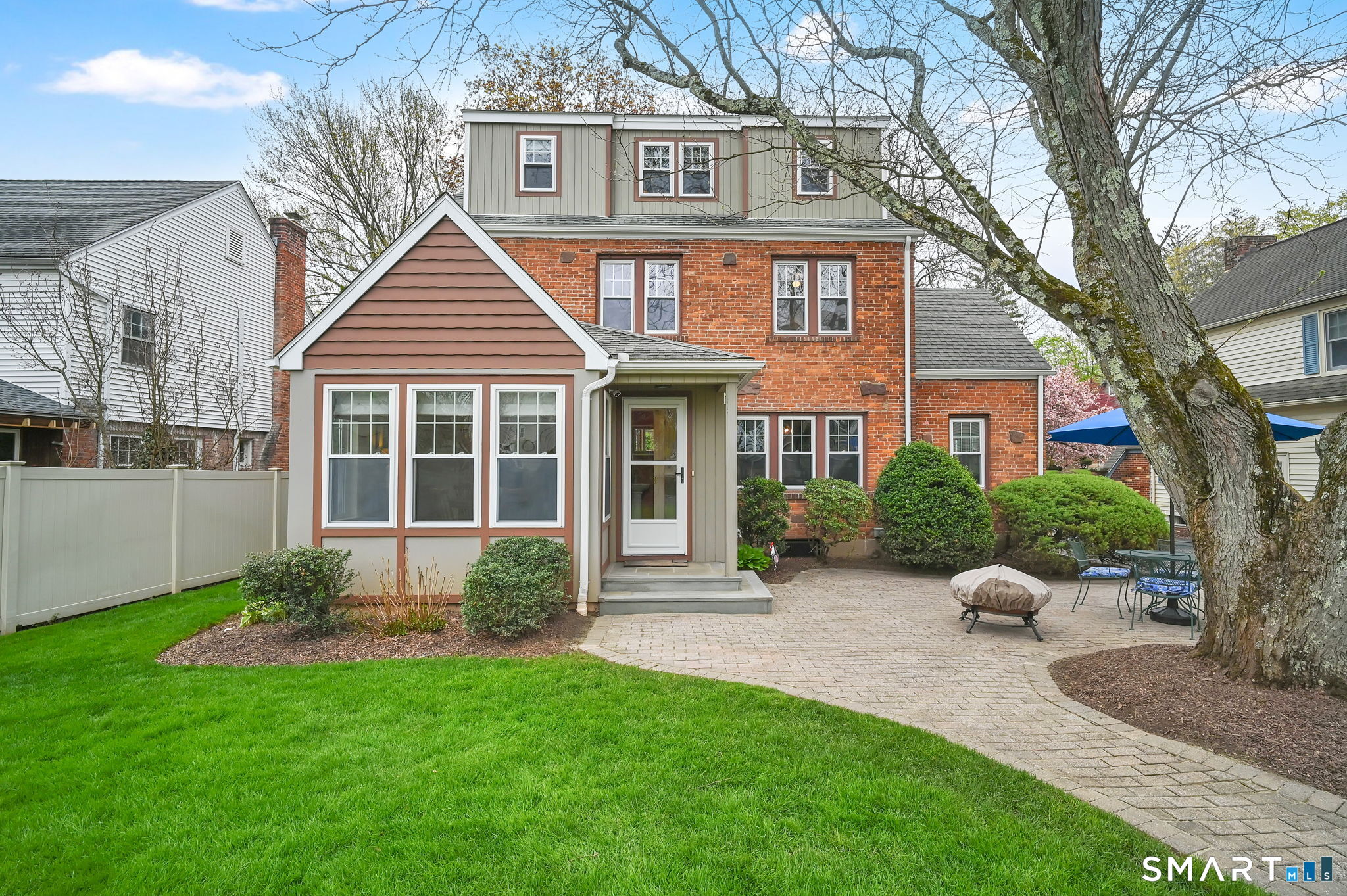 219 Auburn Road West Hartford CT 06119