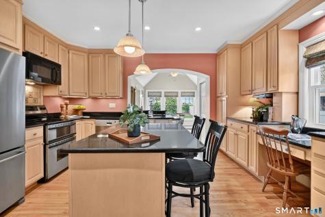 219 Auburn Road West Hartford CT 06119