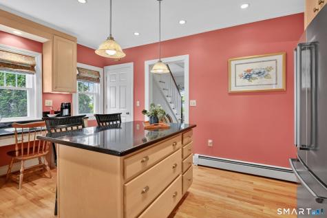 219 Auburn Road West Hartford CT 06119