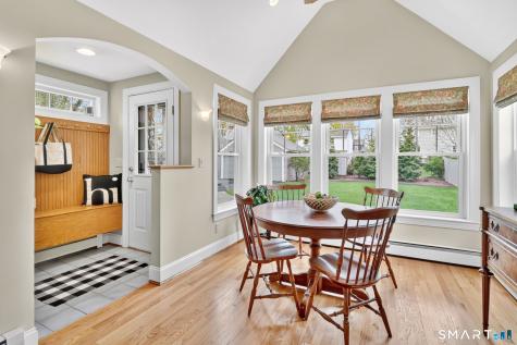 219 Auburn Road West Hartford CT 06119