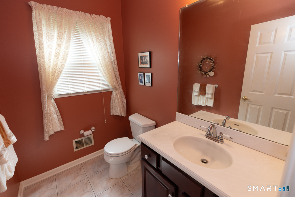 9 Taylor Ridge Road Clinton CT 06413