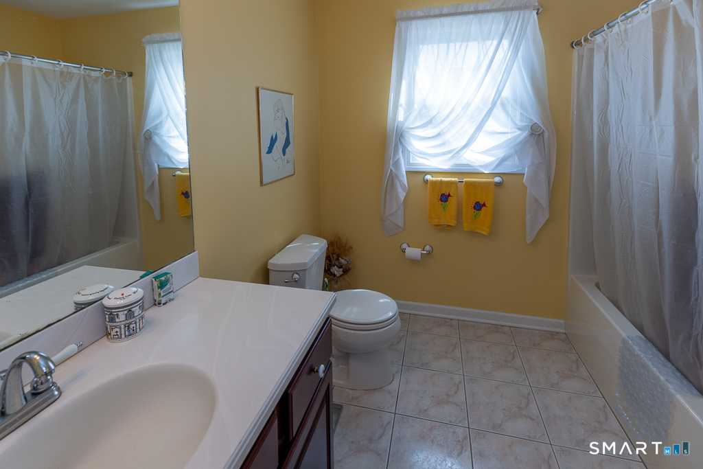 9 Taylor Ridge Road Clinton CT 06413
