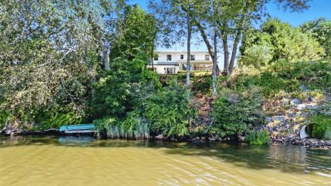 40 Riverbend Drive Stonington CT 06355