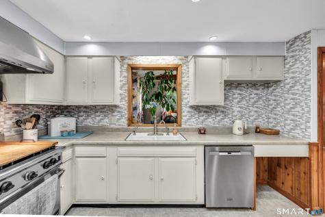 41 Victor Hill Drive Branford CT 06405
