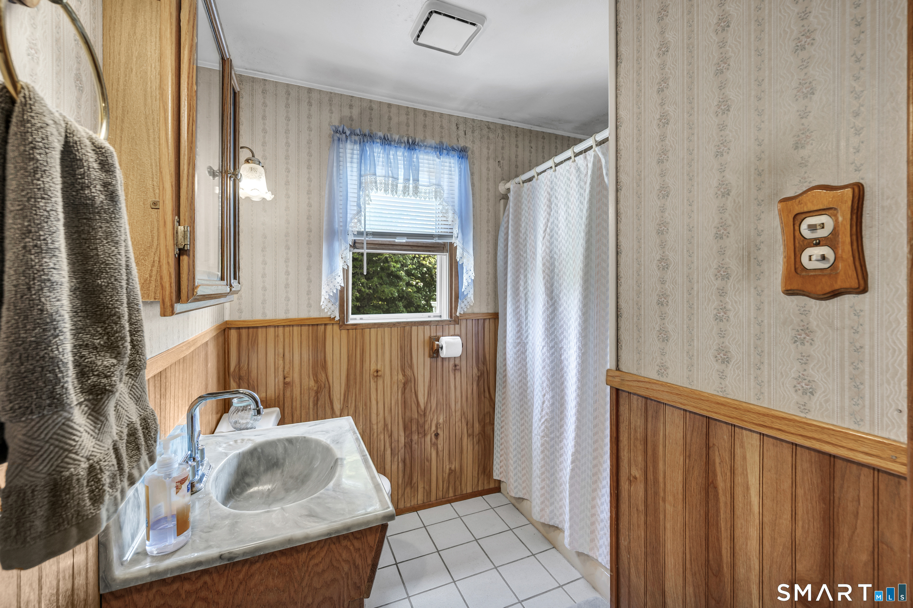 41 Victor Hill Drive Branford CT 06405