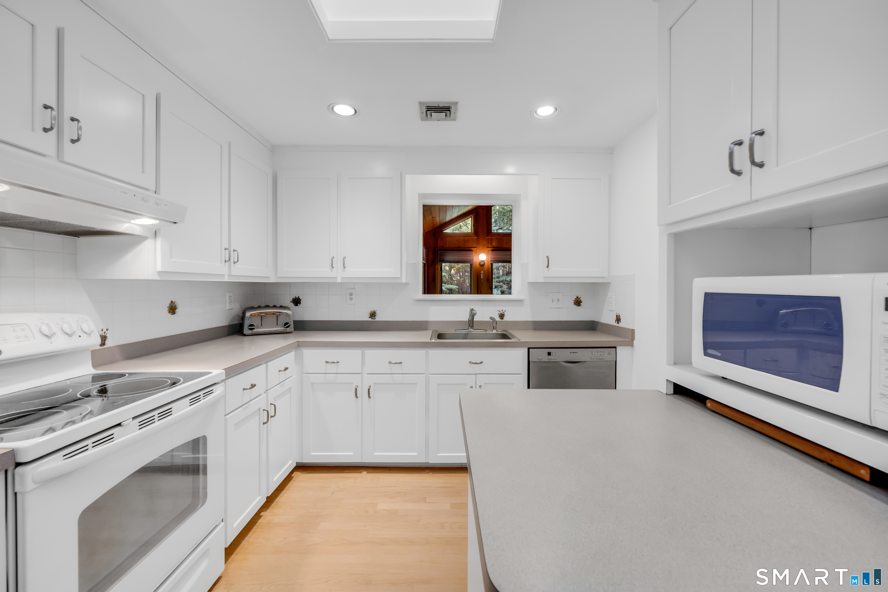 6 Hilltop Drive Canton CT 06019