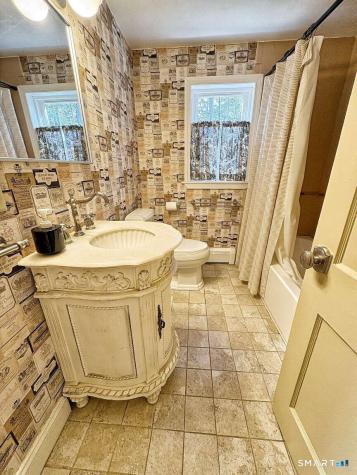44 Climax Road Simsbury CT 06070