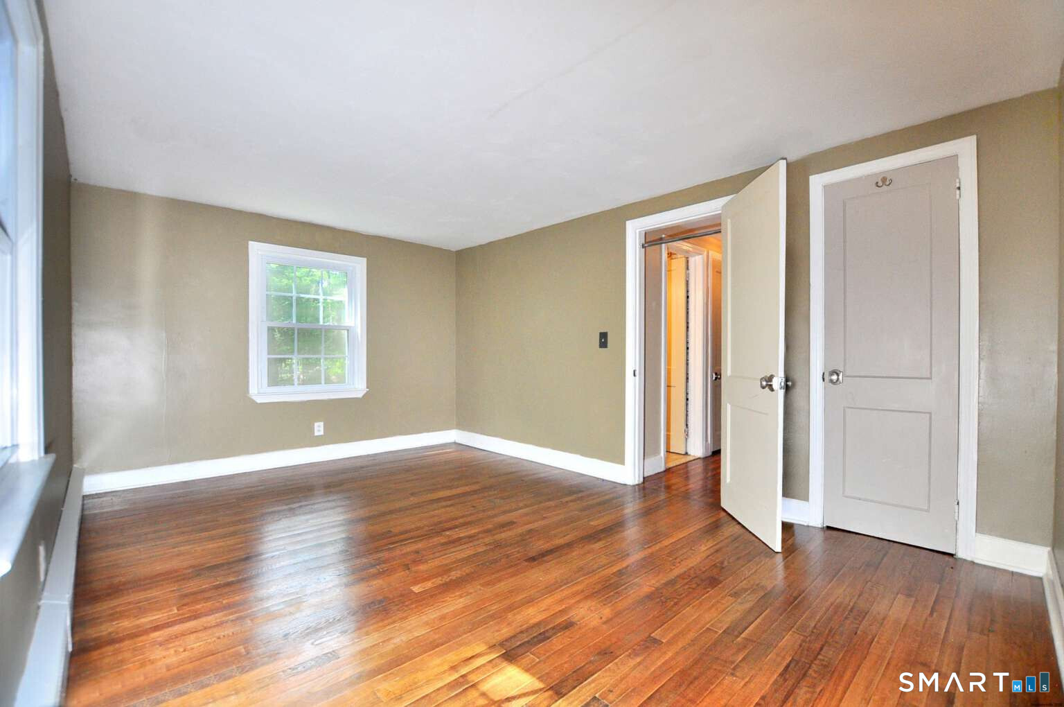 44 Climax Road Simsbury CT 06070
