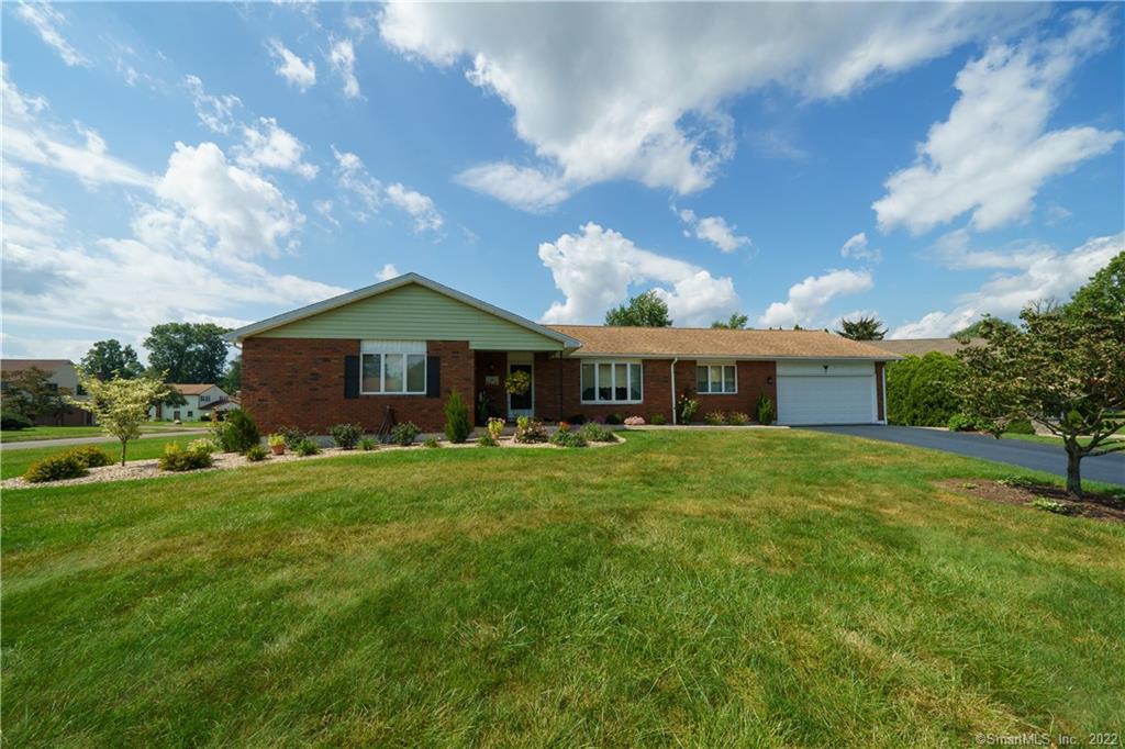 9 Angela Drive Wethersfield CT 06109