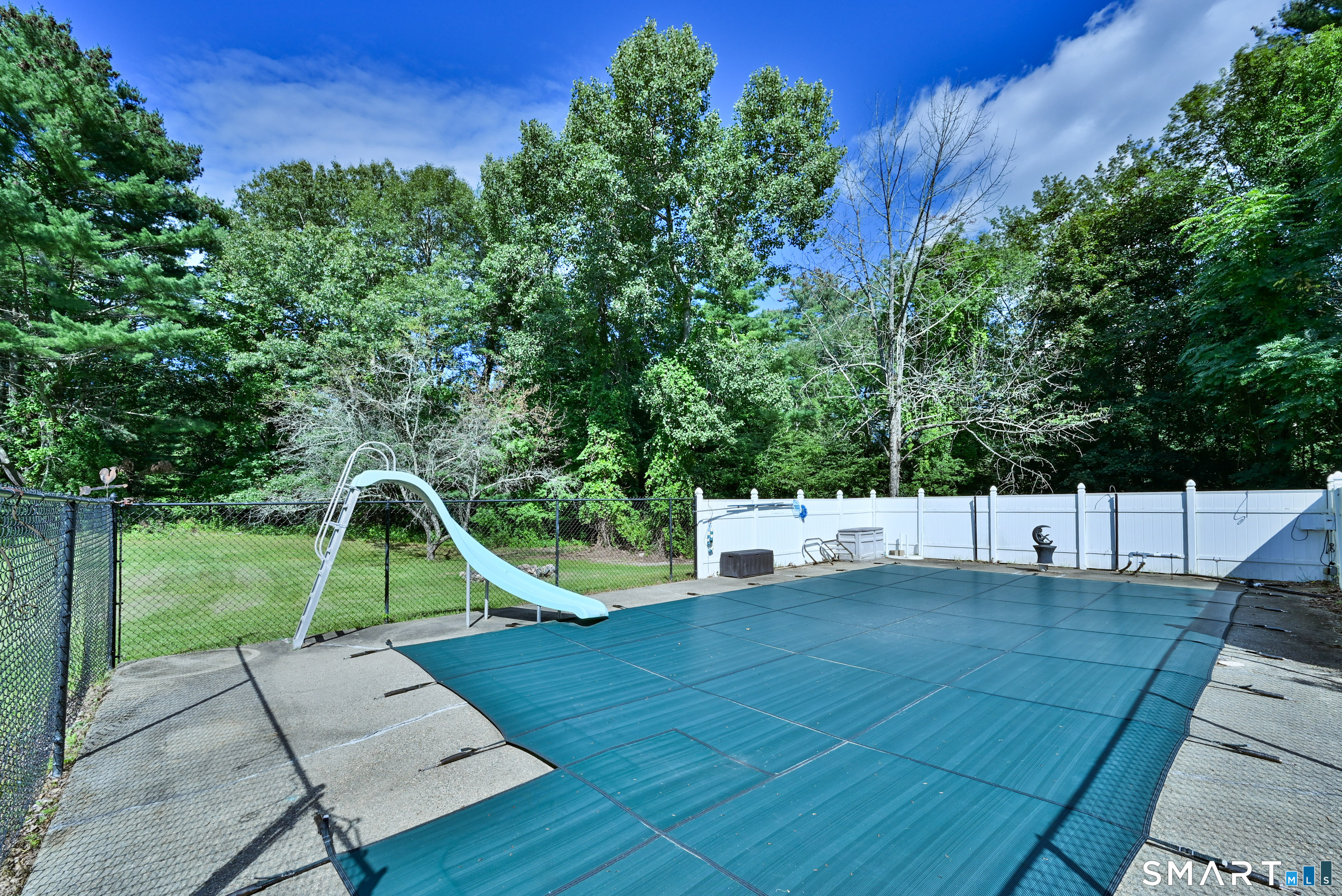 46 Five Mile River Road Putnam CT 06260