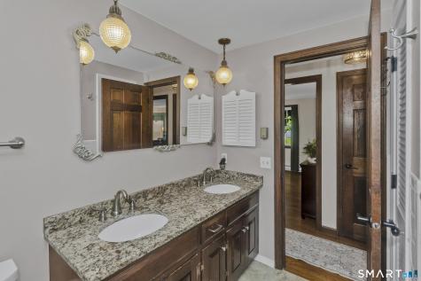 148 Clover Hill Drive Agawam MA 01030