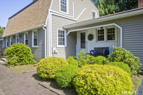148 Clover Hill Drive Agawam MA 01030