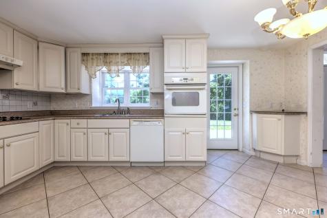 74 Quaker Farms Road Oxford CT 06478