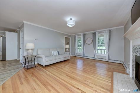 74 Quaker Farms Road Oxford CT 06478