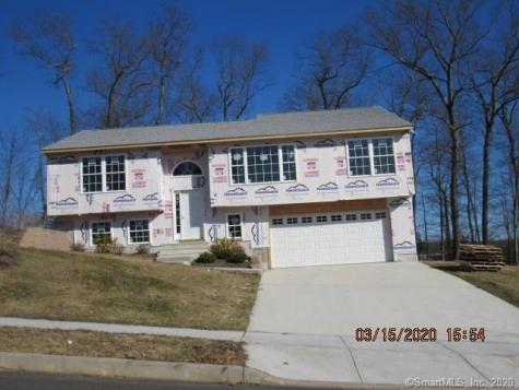 21 Wintergreen Lane Naugatuck CT 06770