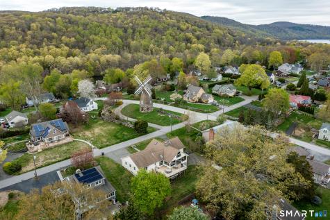 5 Windmill Road New Fairfield CT 06812