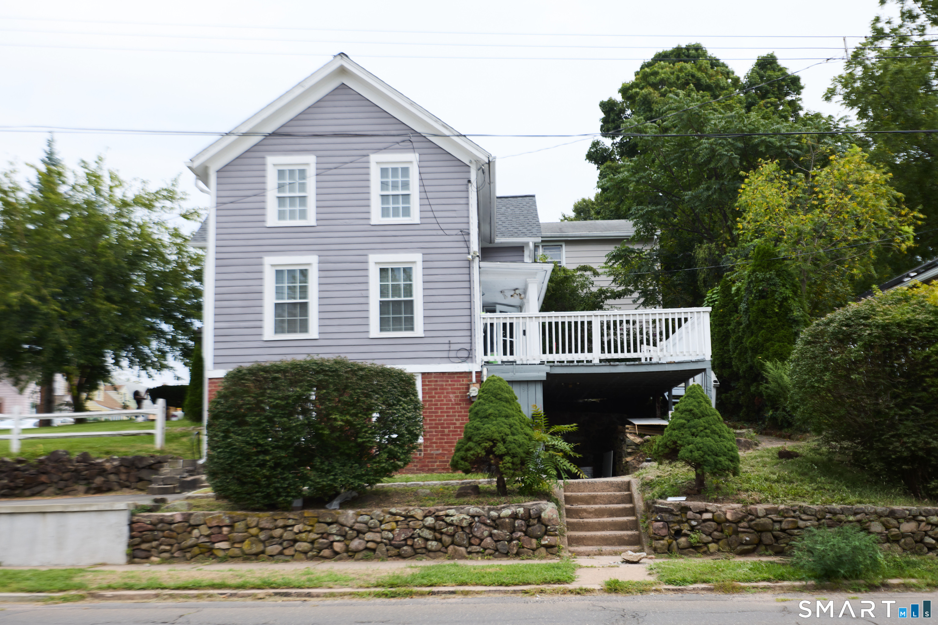 95 Fairview Avenue Hamden CT 06514