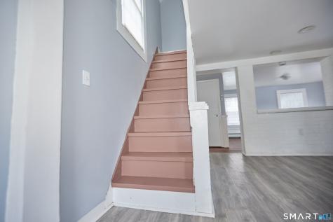 95 Fairview Avenue Hamden CT 06514