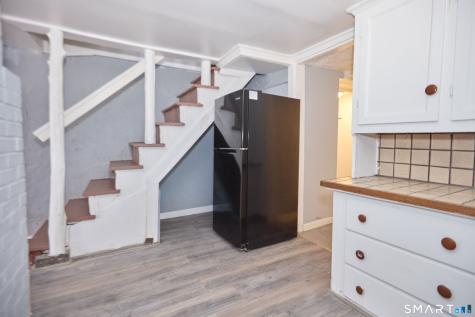 95 Fairview Avenue Hamden CT 06514