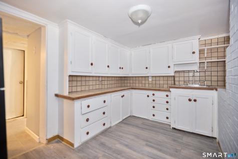 95 Fairview Avenue Hamden CT 06514