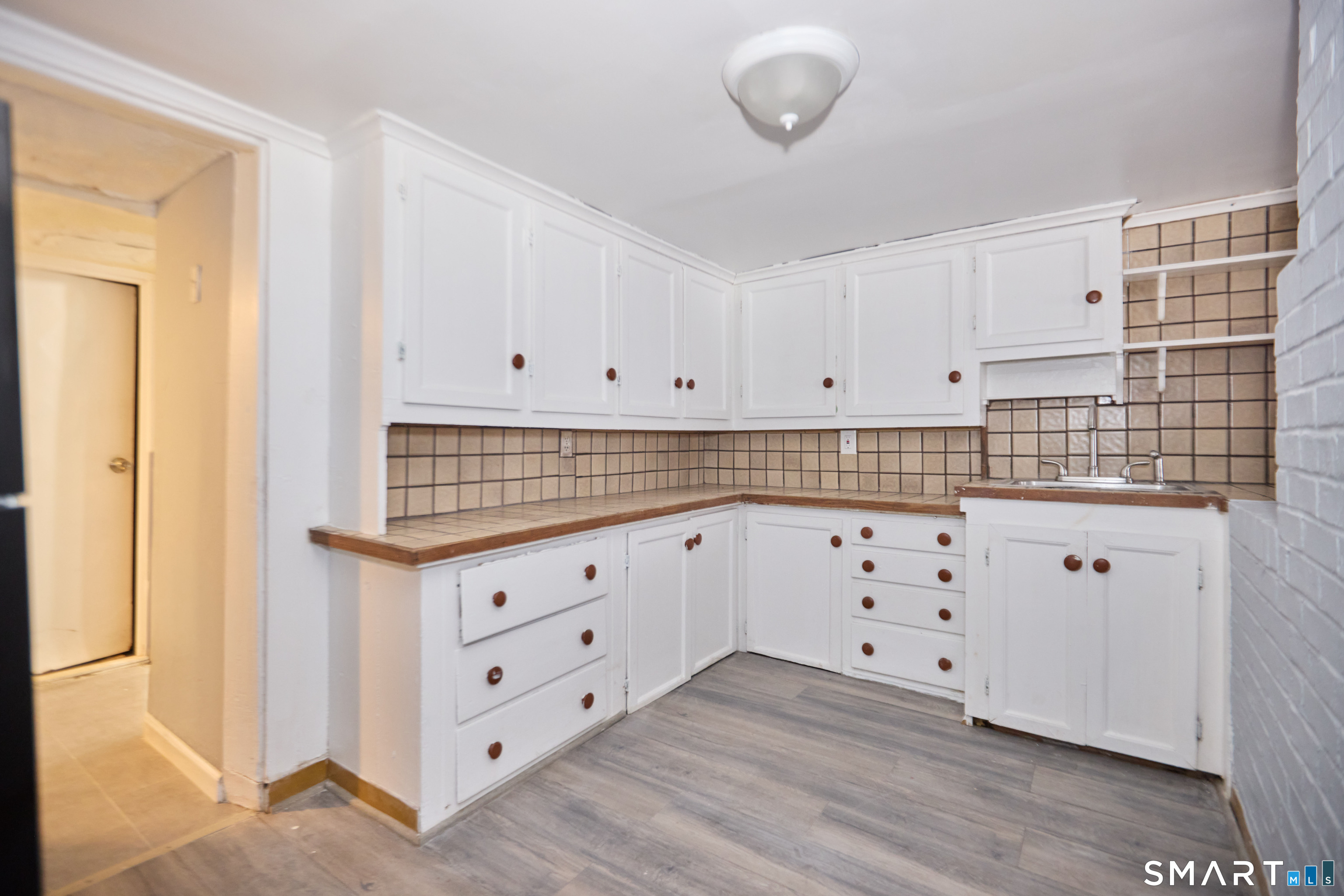 95 Fairview Avenue Hamden CT 06514