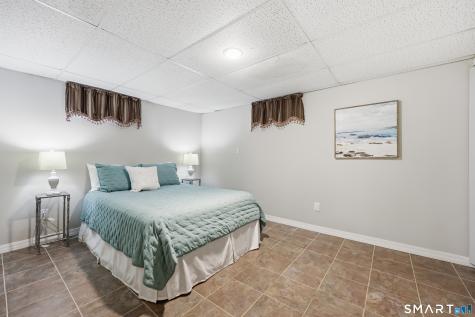 21 Elmfield Street West Hartford CT 06110