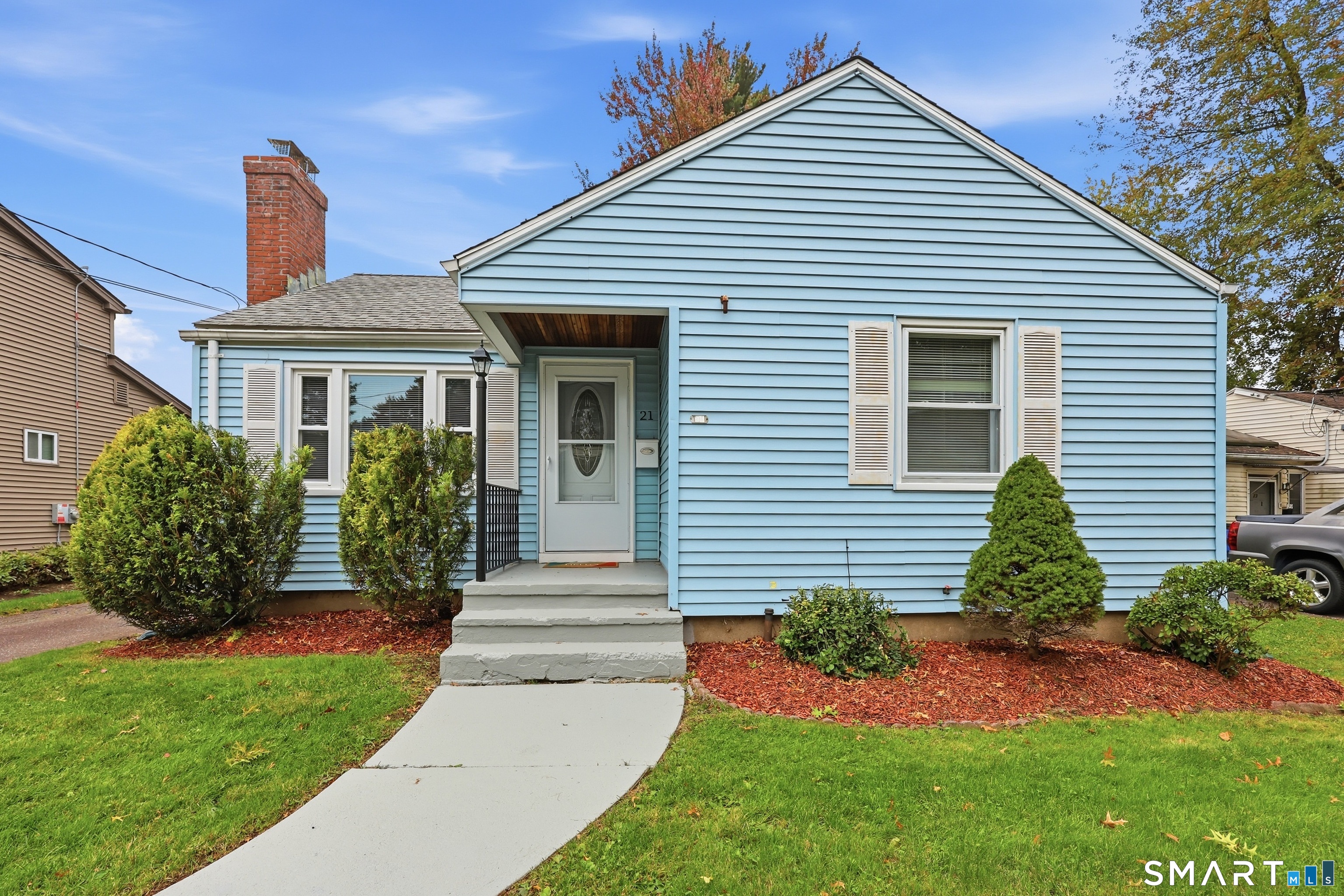 21 Elmfield Street West Hartford CT 06110
