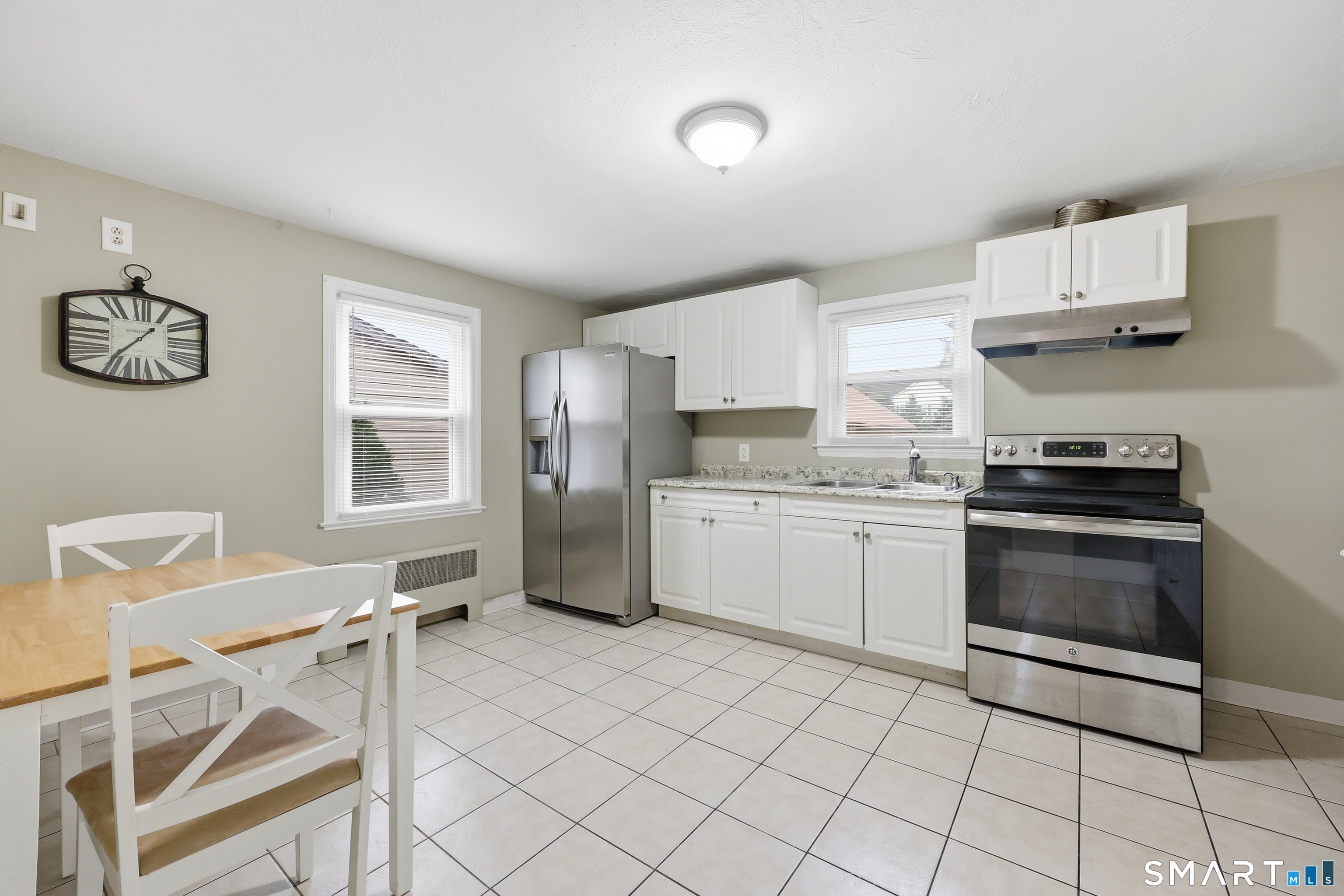 21 Elmfield Street West Hartford CT 06110