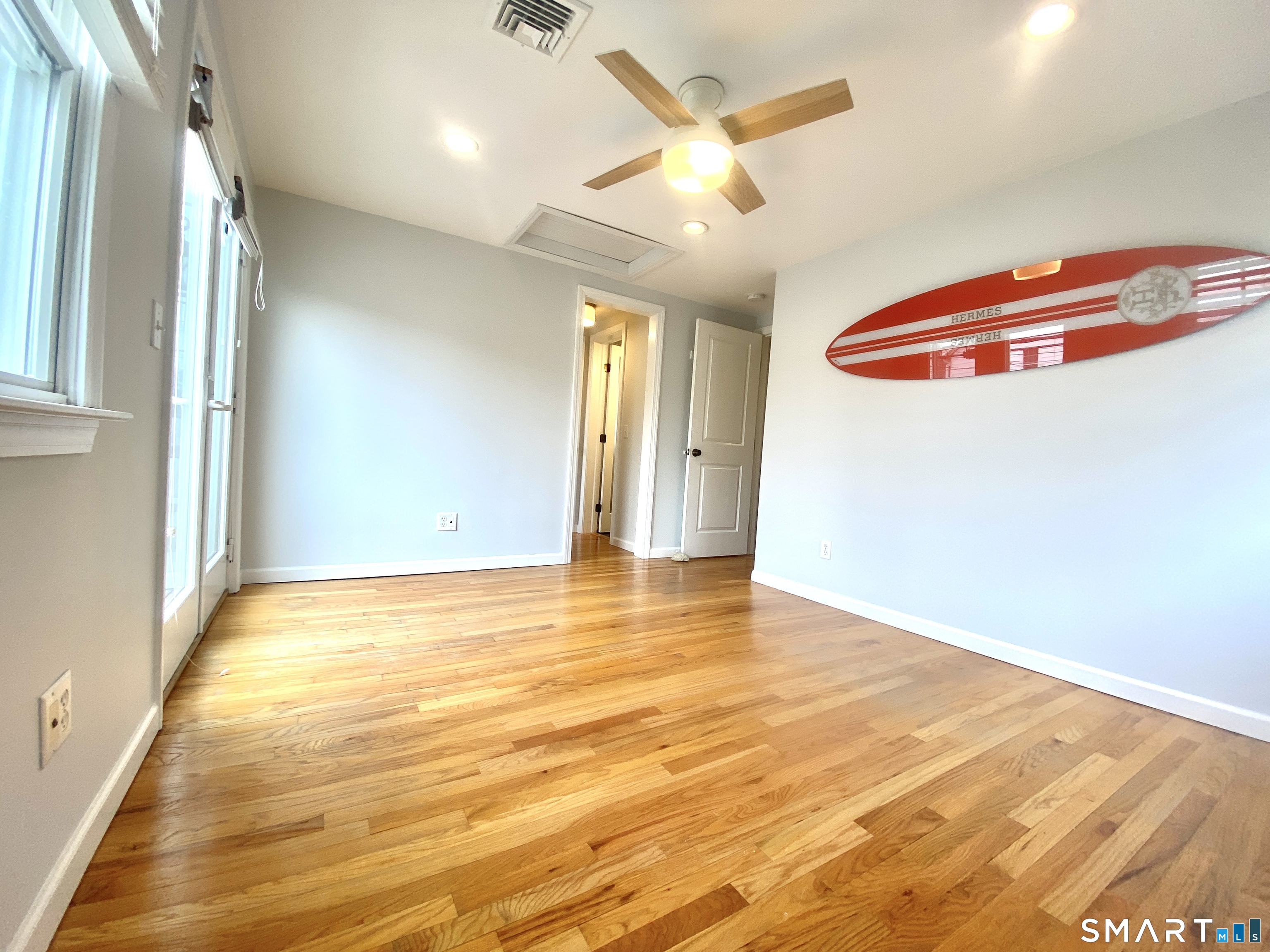 19 Elaine Road Milford CT 06460