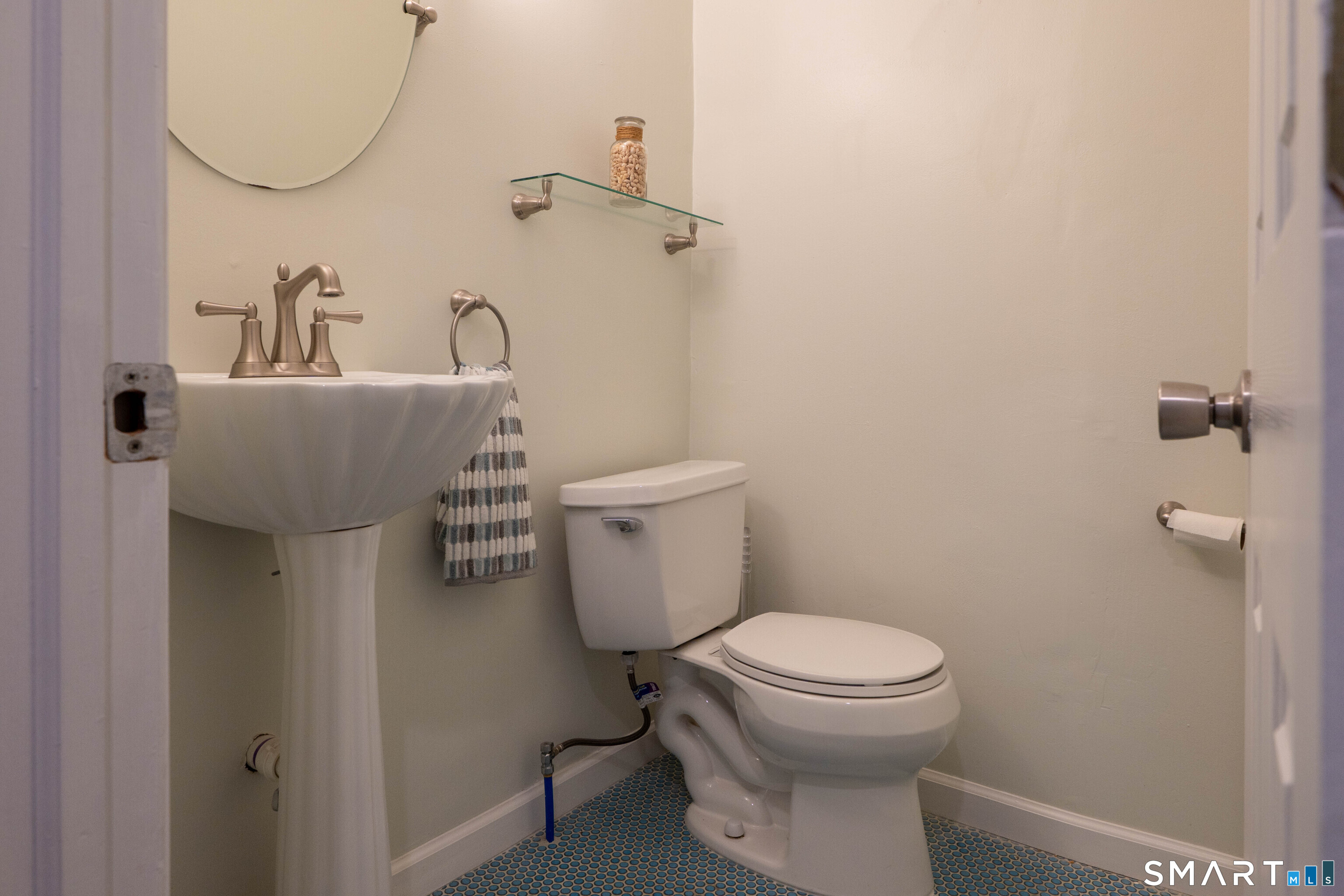 19 Elaine Road Milford CT 06460