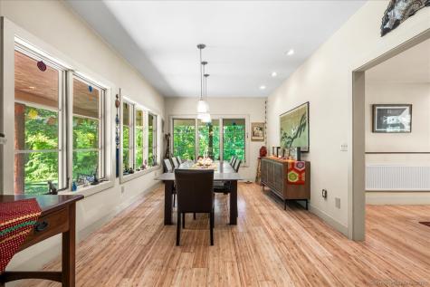 39 Hewitt Road North Stonington CT 06359