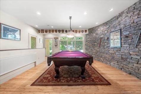 39 Hewitt Road North Stonington CT 06359