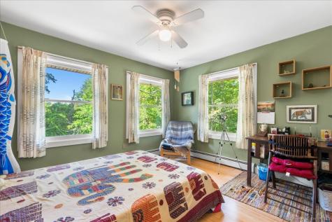 39 Hewitt Road North Stonington CT 06359