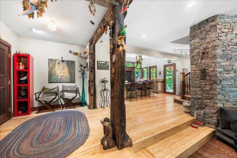 39 Hewitt Road North Stonington CT 06359