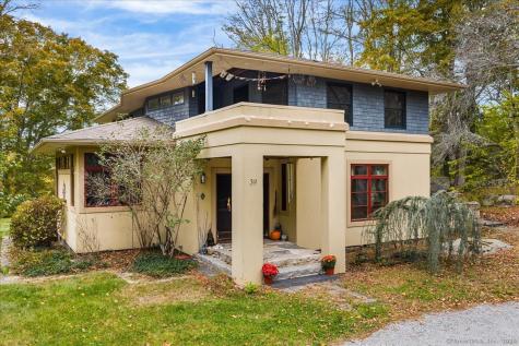 39 Hewitt Road North Stonington CT 06359