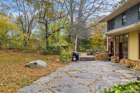 39 Hewitt Road North Stonington CT 06359